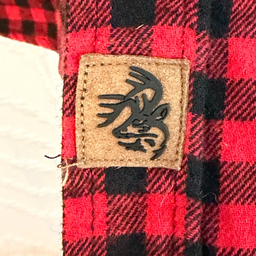 Legendary Whitetails Buck Camp Flannel Shirt Mens XL Red Black Buffalo Plaid - Picture 3 of 6